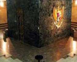 The hall of Independence is also worth seeing place in the monument. Spiral stairs are provided on both the north and south side. The hall showcases n